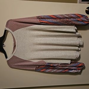 NWOT Hummingbird boho top size L